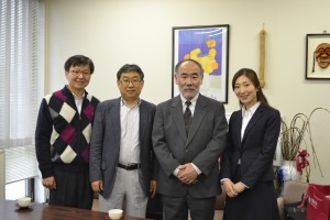 韓国カトリック大学関係者と山本学長